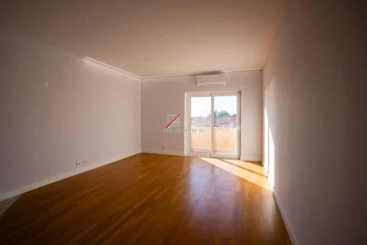 Apartamento T4 para Venda em Cascais e Estoril