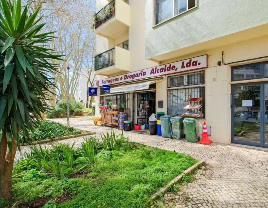 Loja para Trespasse em Alcabideche Foto 1