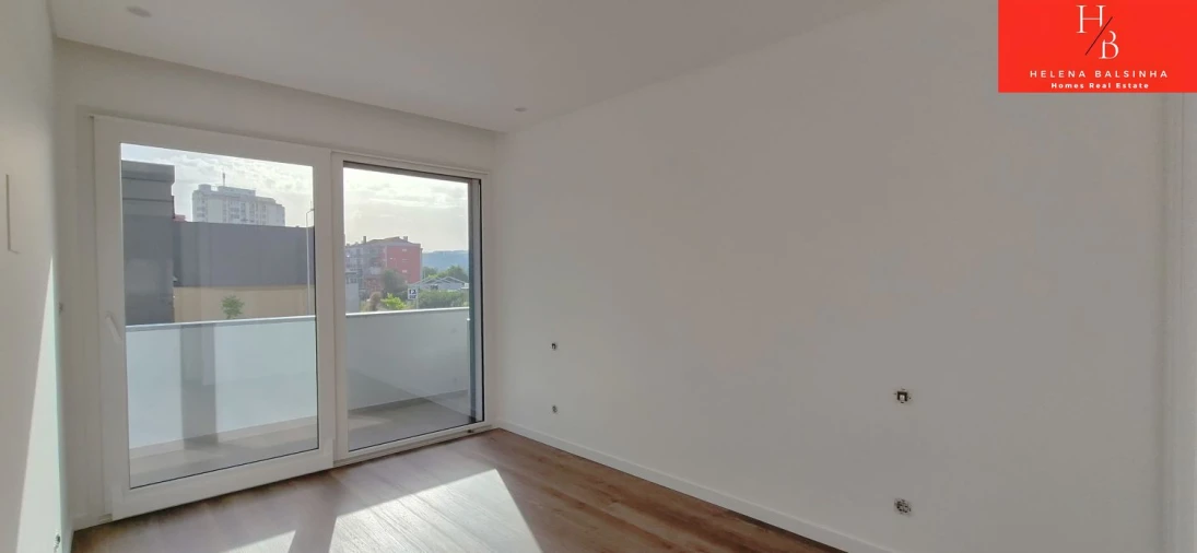 Apartamento T3 para Venda em Odivelas Foto 11