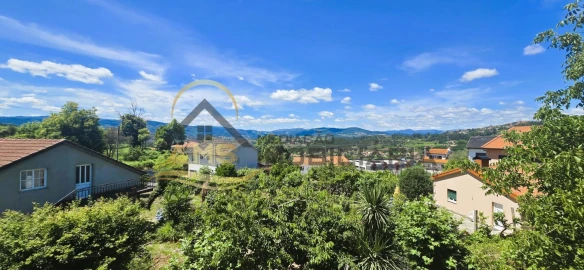 Moradia T5 para Venda em Mondim de Basto