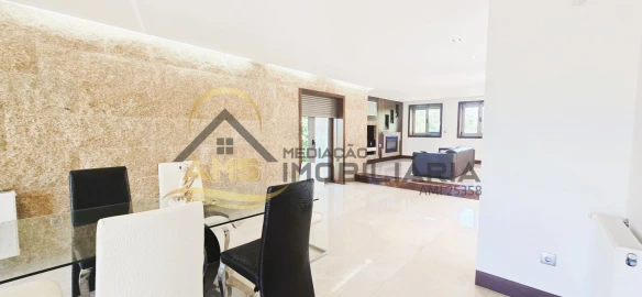 Moradia T5 para Venda em Mondim de Basto
