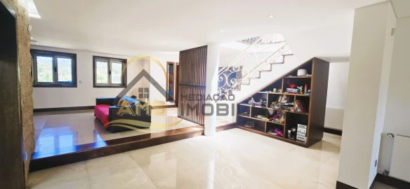 Moradia T5 para Venda em Mondim de Basto