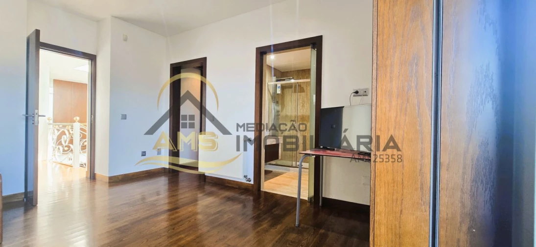 Moradia T5 para Venda em Mondim de Basto Foto 48
