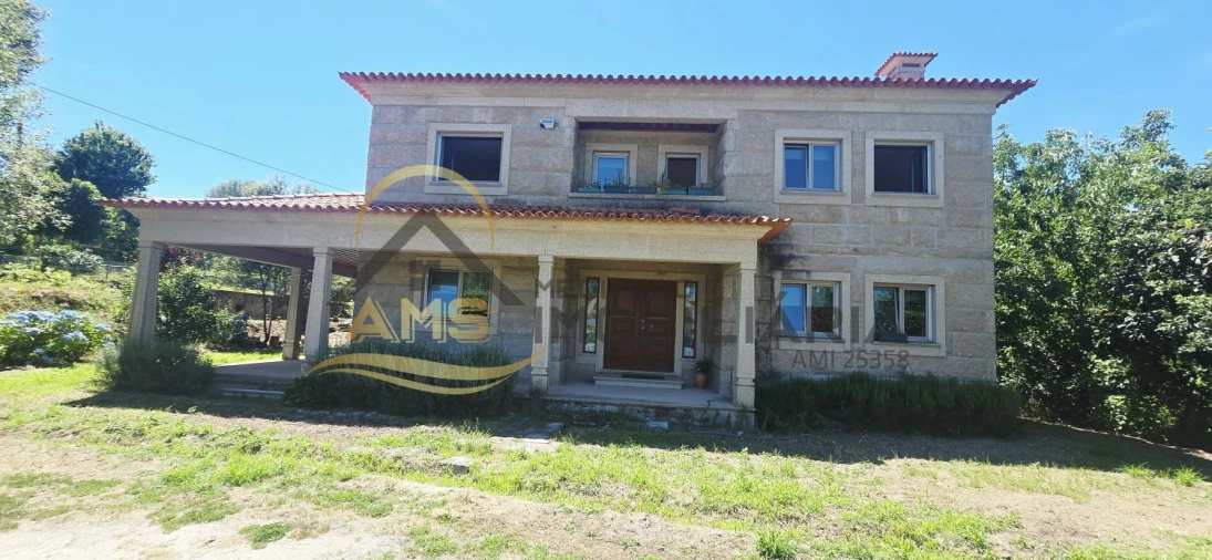 Moradia T5 para Venda em Mondim de Basto Foto 11