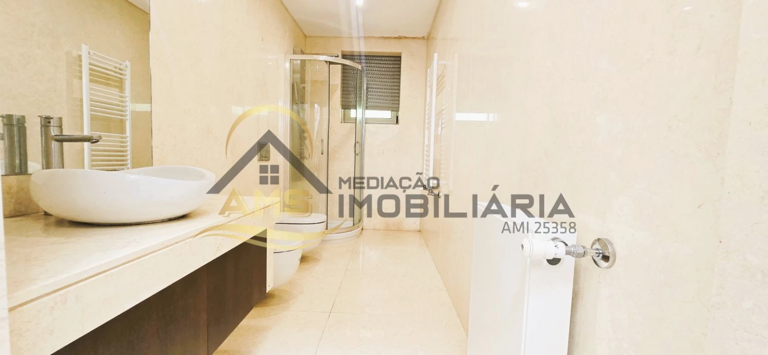 Moradia T5 para Venda em Mondim de Basto Foto 31
