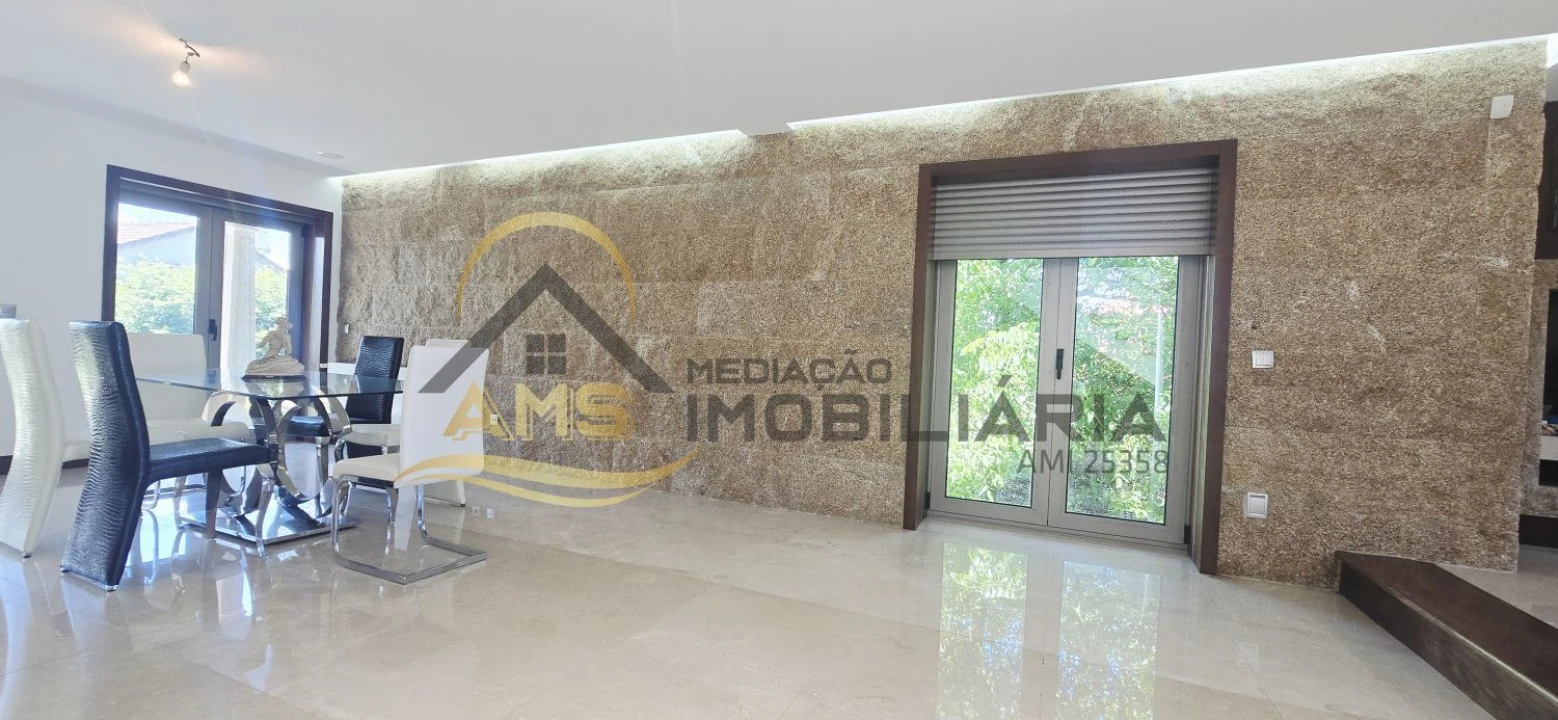 Moradia T5 para Venda em Mondim de Basto Foto 22