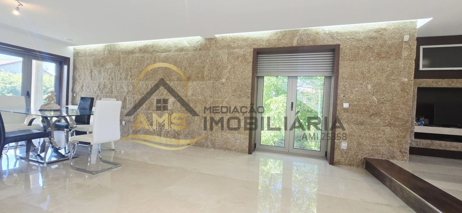 Moradia T5 para Venda em Mondim de Basto Foto 24