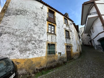 Moradia T4 para Venda em Pampilhosa da Serra