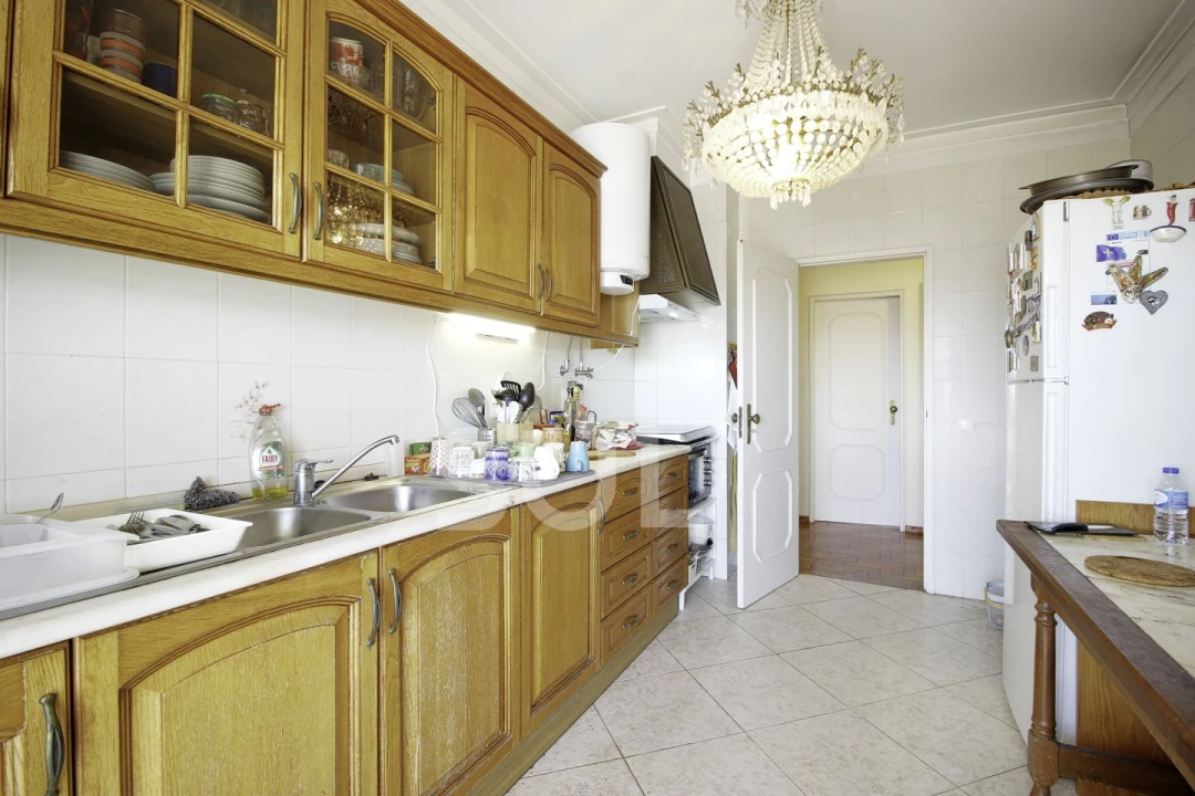 Apartamento T3 para Venda em Portimão Foto 1