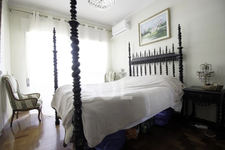 Apartamento T3 para Venda em Portimão Foto 11