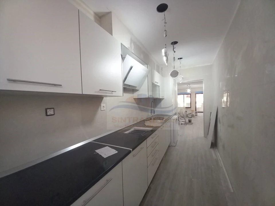 Apartamento T3 para Venda em Costa da Caparica Foto 6