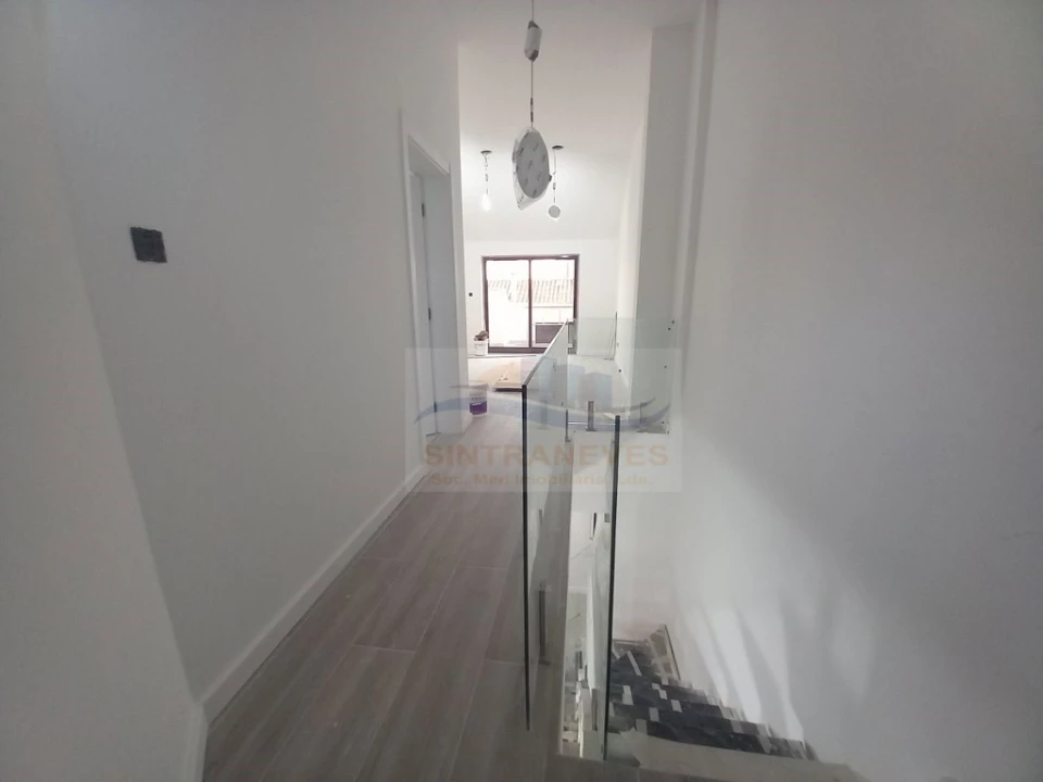 Apartamento T3 para Venda em Costa da Caparica Foto 32