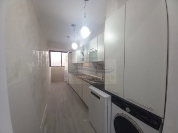 Apartamento T3 para Venda em Costa da Caparica
