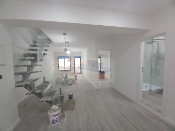 Apartamento T3 para Venda em Costa da Caparica