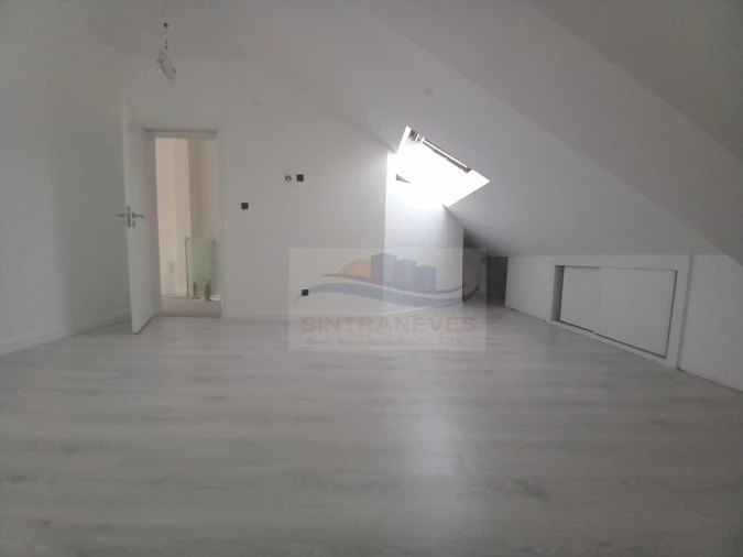 Apartamento T3 para Venda em Costa da Caparica Foto 17