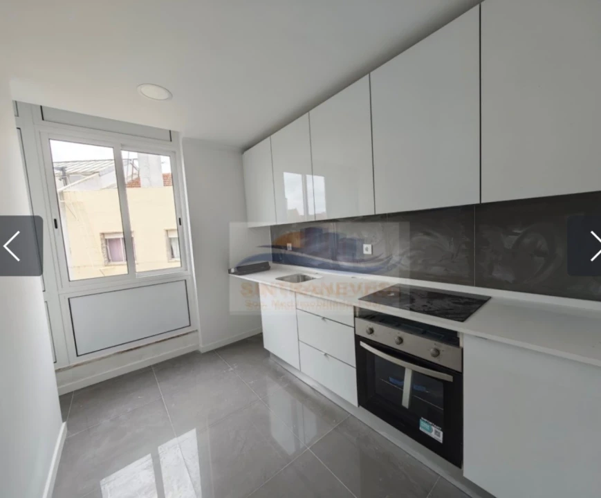 Apartamento T2 para Venda em Águas Livres Foto 1