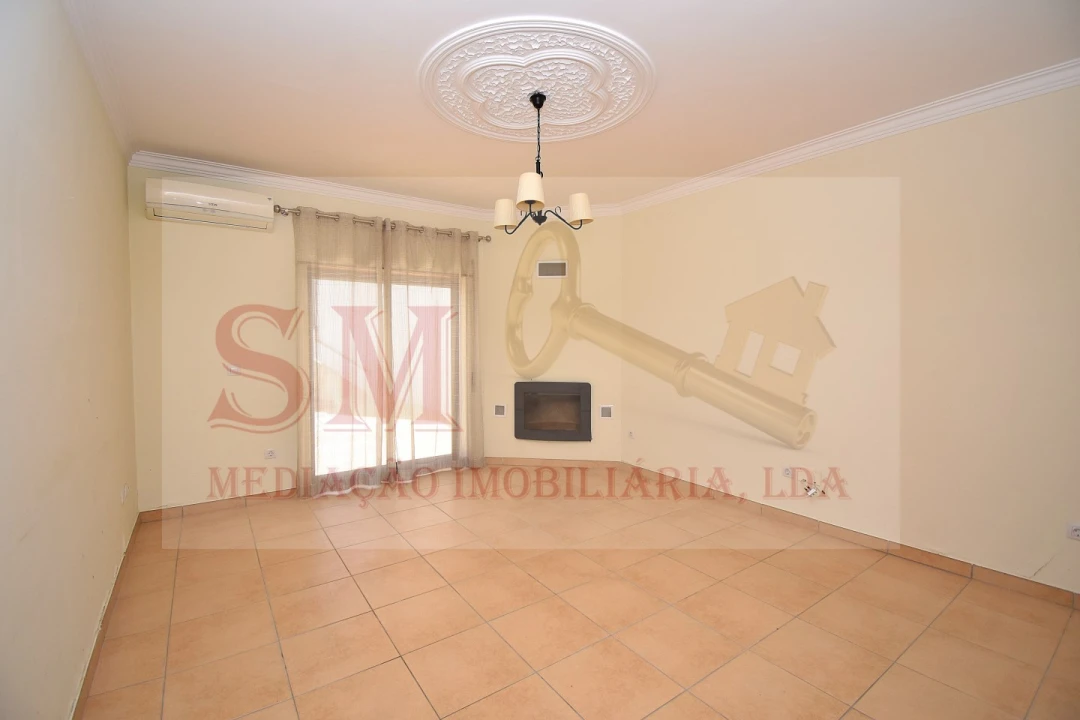 Moradia T4 para Venda em Palhais e Coina Foto 5
