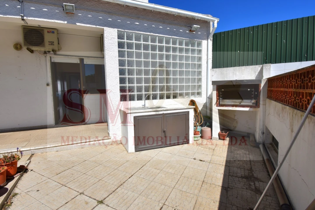 Moradia T4 para Venda em Palhais e Coina Foto 11