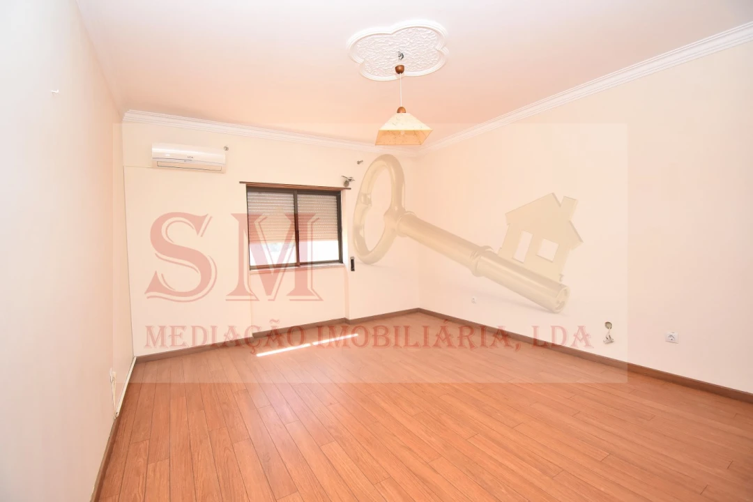 Moradia T4 para Venda em Palhais e Coina Foto 39
