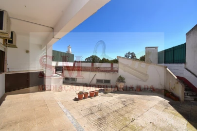 Moradia T4 para Venda em Palhais e Coina