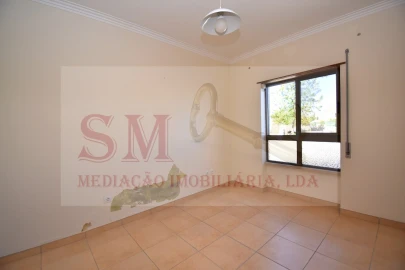 Moradia T4 para Venda em Palhais e Coina