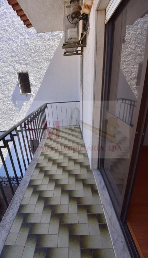Moradia T4 para Venda em Palhais e Coina