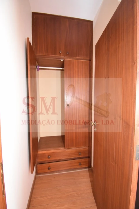 Moradia T4 para Venda em Palhais e Coina