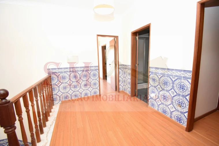 Moradia T4 para Venda em Palhais e Coina Foto 37
