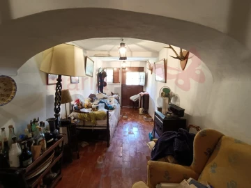Moradia T6 para Venda em São Bartolomeu dos Galegos e Moledo