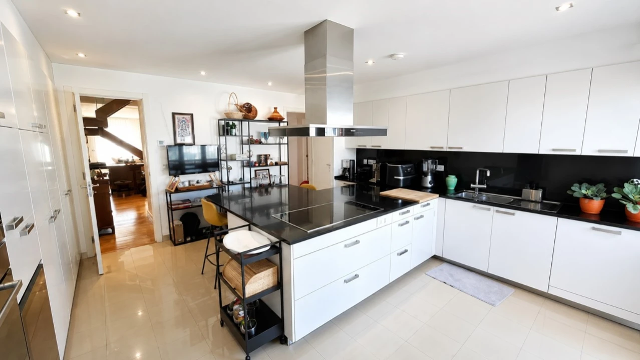 Apartamento T4 para Venda em Avenidas Novas Foto 13