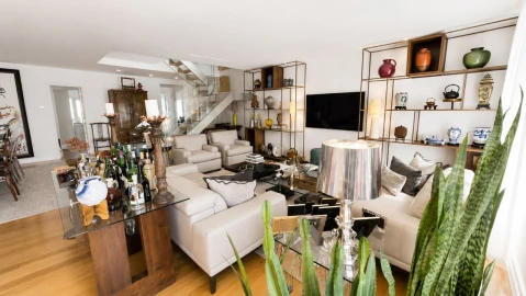 Apartamento T4 para Venda em Avenidas Novas