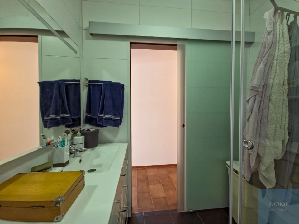 Apartamento T2 para Venda em Carcavelos e Parede Foto 19