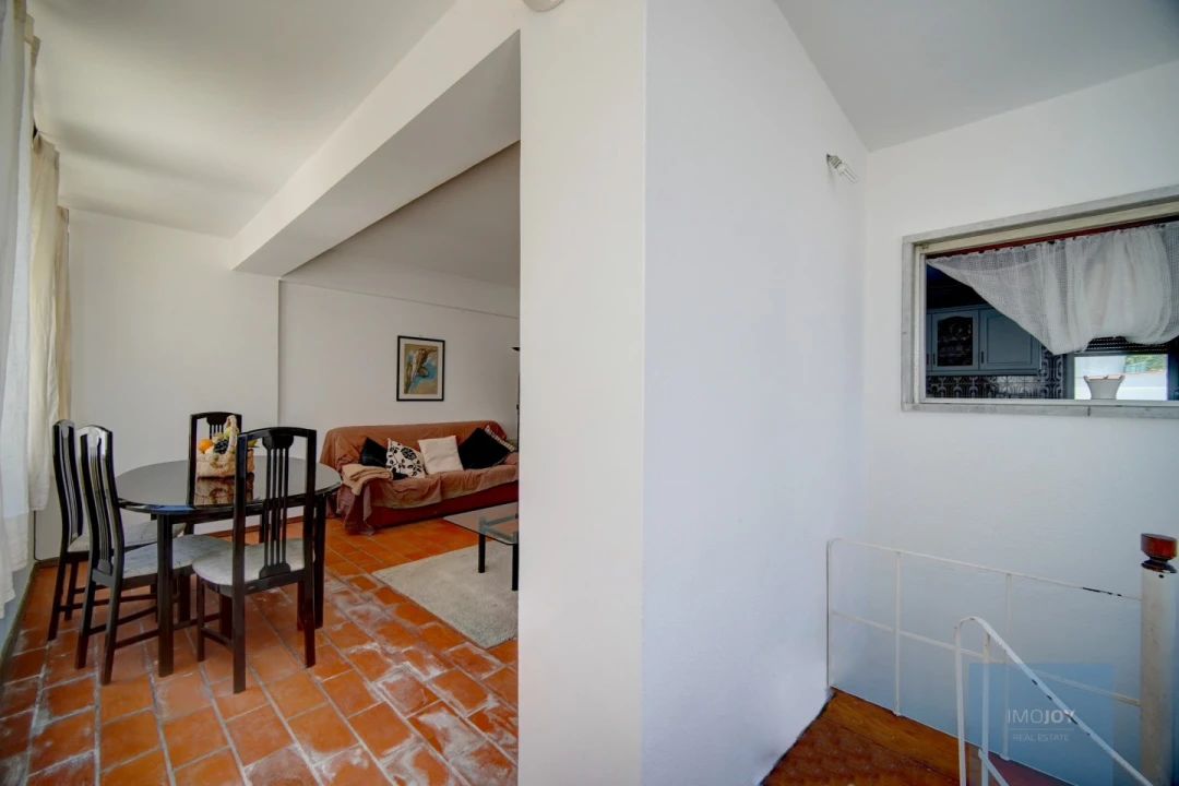 Apartamento T2 para Venda em Carcavelos e Parede Foto 4