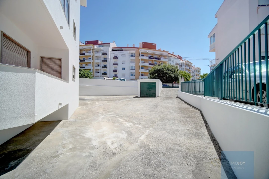 Apartamento T2 para Venda em Carcavelos e Parede Foto 37