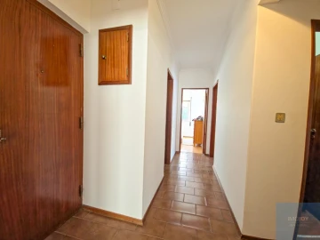 Apartamento T2 para Venda em Carcavelos e Parede