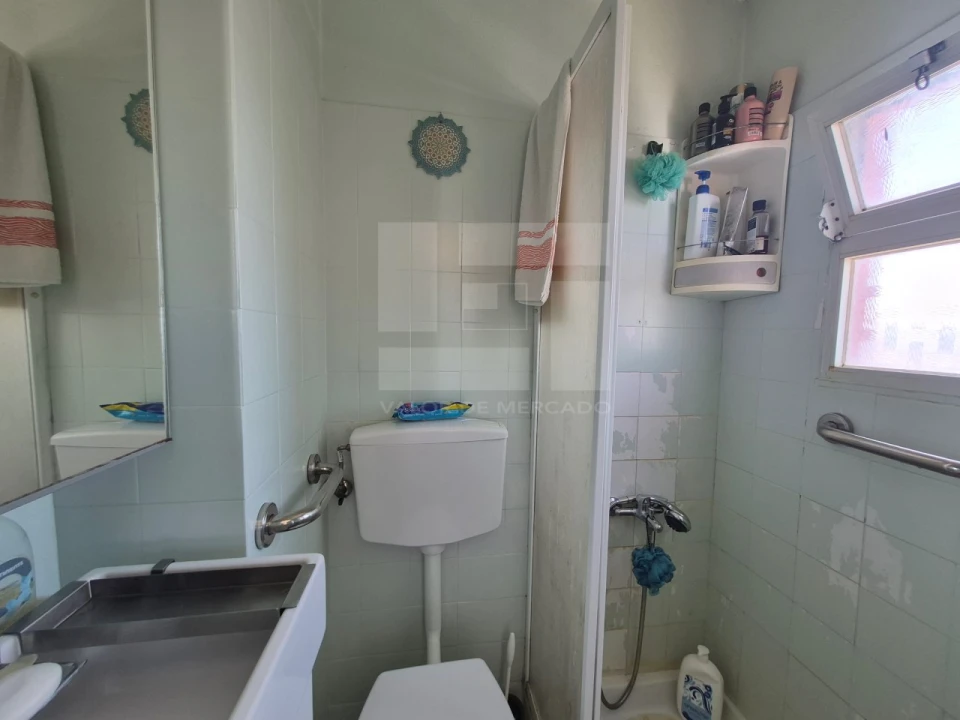 Apartamento T3 para Venda em Algés, Linda-A-Velha e Cruz Quebrada-Dafundo Foto 21