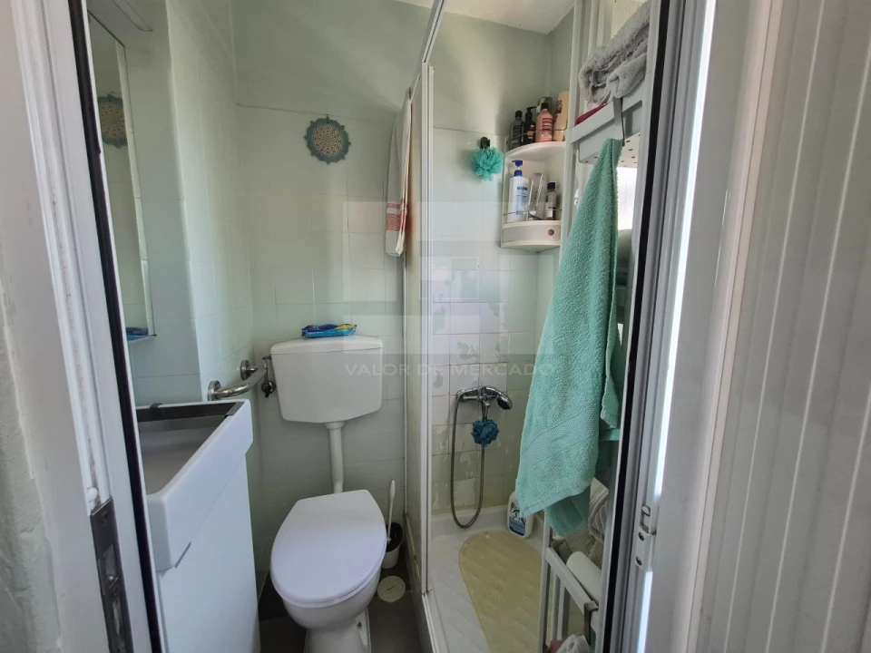 Apartamento T3 para Venda em Algés, Linda-A-Velha e Cruz Quebrada-Dafundo Foto 22