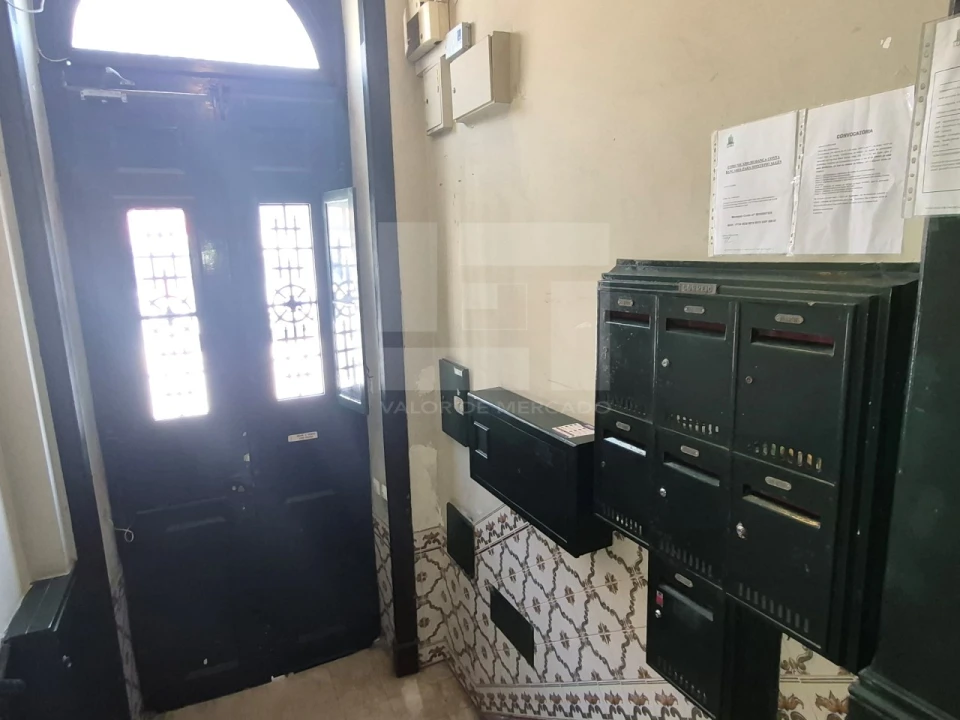 Apartamento T3 para Venda em Algés, Linda-A-Velha e Cruz Quebrada-Dafundo Foto 27