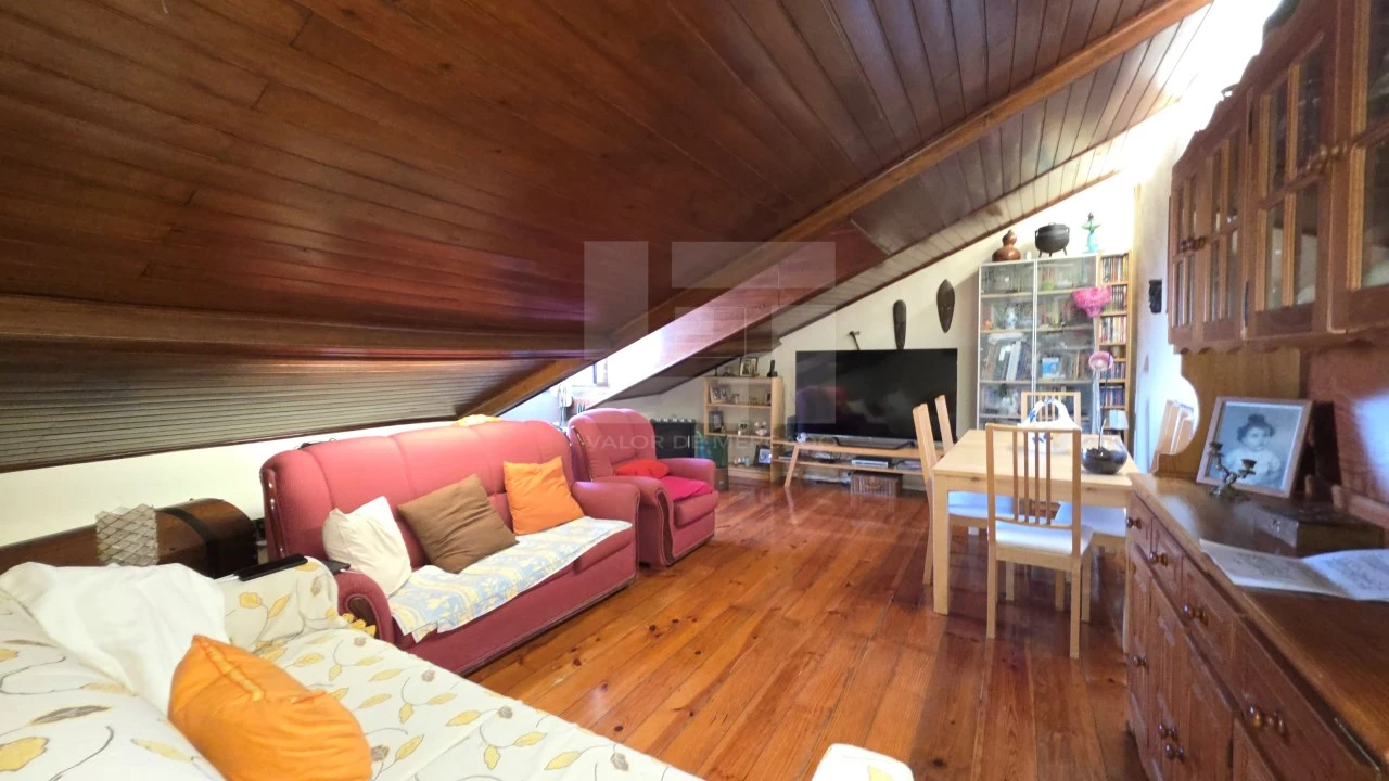 Apartamento T3 para Venda em Algés, Linda-A-Velha e Cruz Quebrada-Dafundo Foto 2
