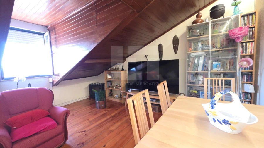 Apartamento T3 para Venda em Algés, Linda-A-Velha e Cruz Quebrada-Dafundo Foto 4
