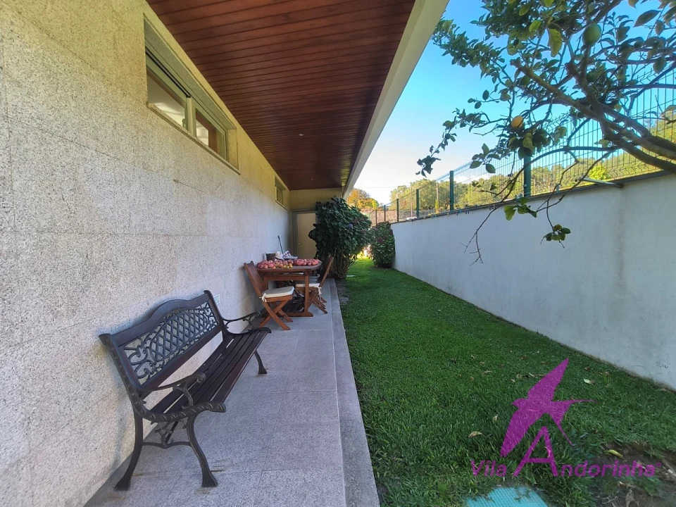 Moradia T3 para Venda em Vila Nova de Anha Foto 34