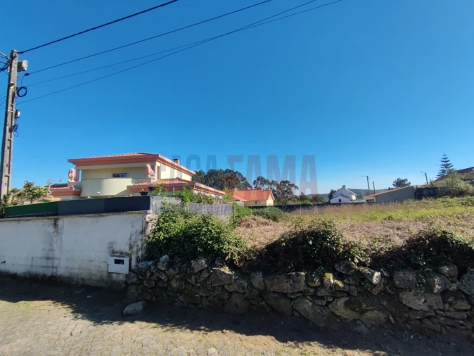 Terreno para Venda em Forjães Foto 2