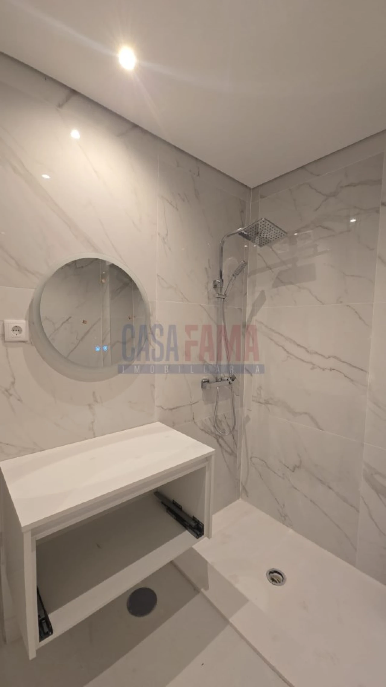 Apartamento T1 para Venda em Vila Nova de Famalicão e Calendário Foto 9