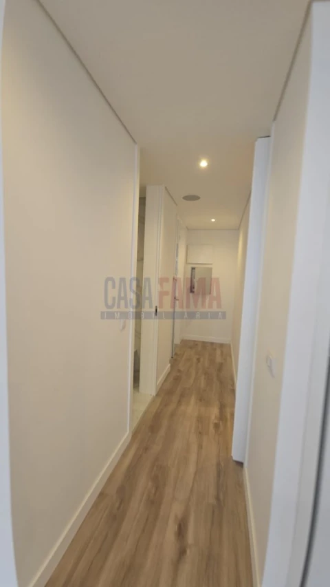 Apartamento T1 para Venda em Vila Nova de Famalicão e Calendário