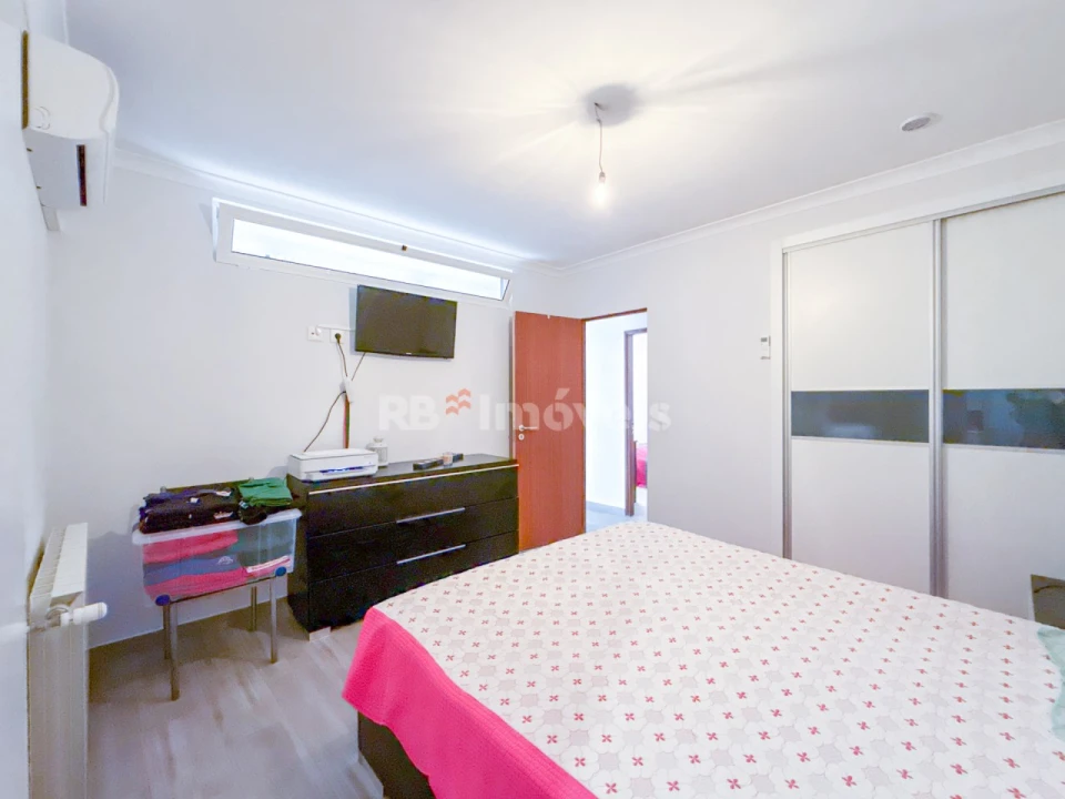 Moradia T2 para Venda em Olaia e Paço Foto 33