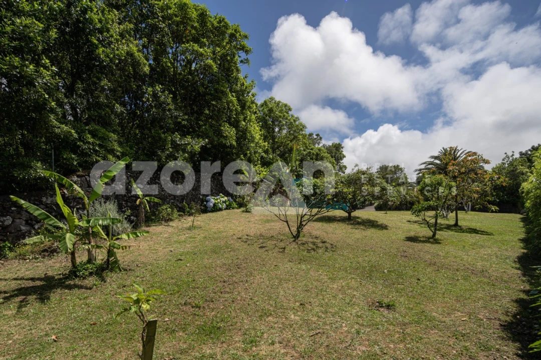 Moradia T7 para Venda em Fenais da Luz Foto 42
