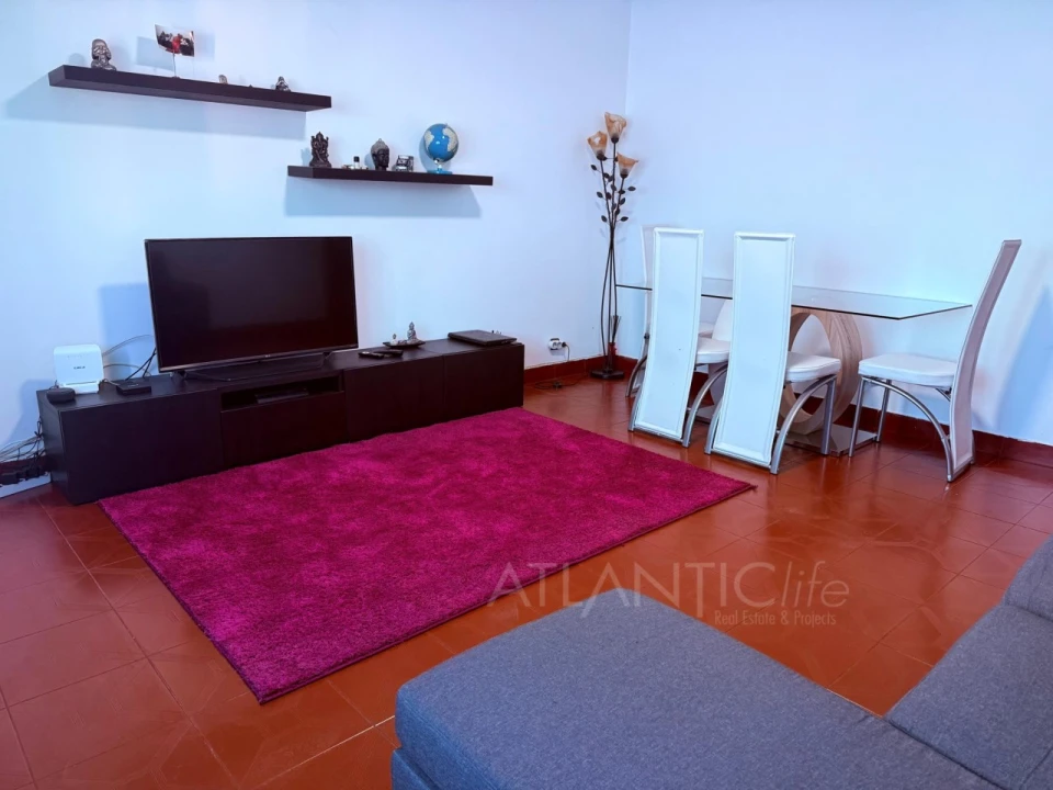 Apartamento T2 para Venda em Agualva e Mira-Sintra Foto 3