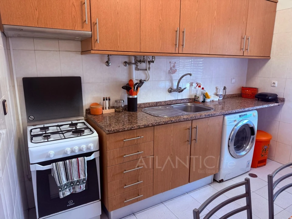 Apartamento T2 para Venda em Agualva e Mira-Sintra Foto 4