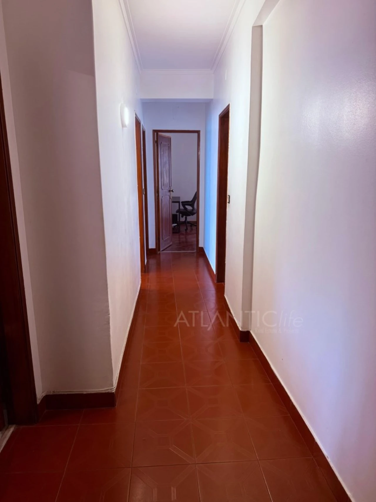 Apartamento T2 para Venda em Agualva e Mira-Sintra Foto 6