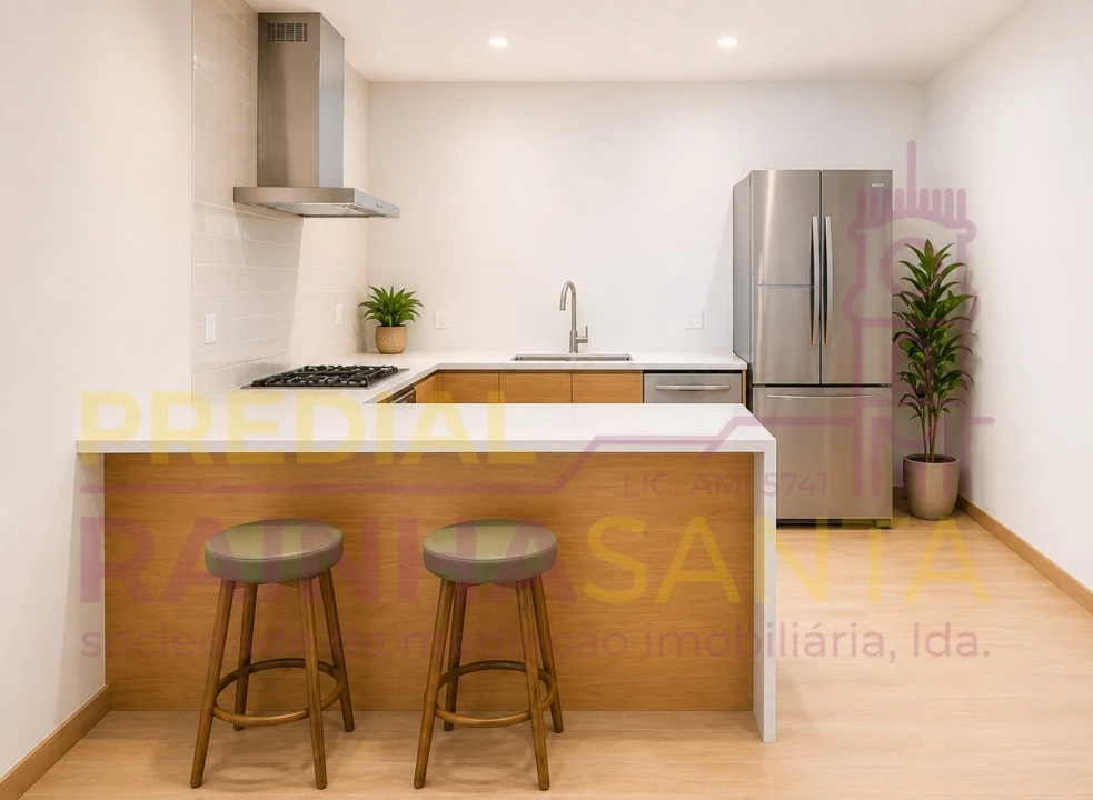 Moradia T2 para Venda em Santo Antonio dos Olivais Foto 3